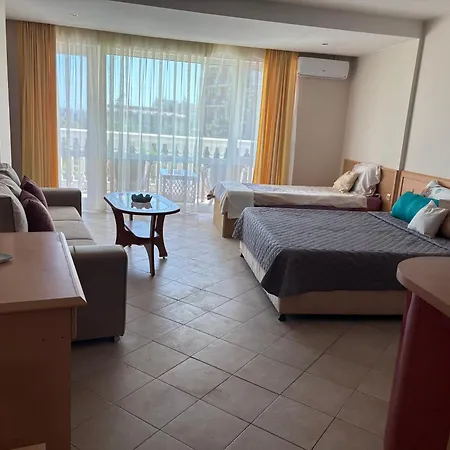 Miramar Palace 615s * Солнечный берег