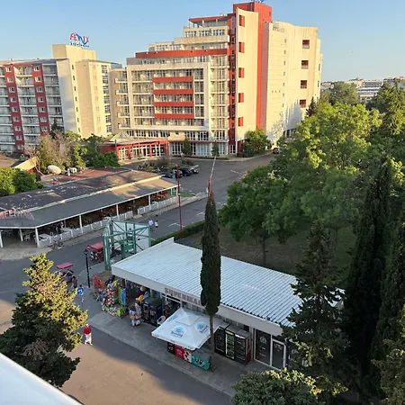 Miramar Palace 615s * Napospart