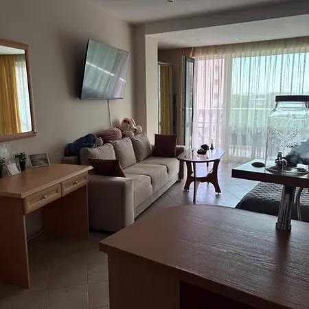 Apartament Miramar Palace 615s